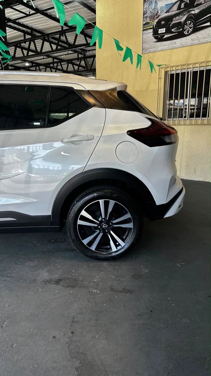 Nissan KICKS 6