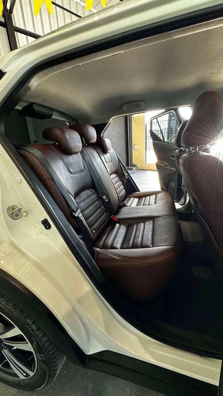 Nissan KICKS 13