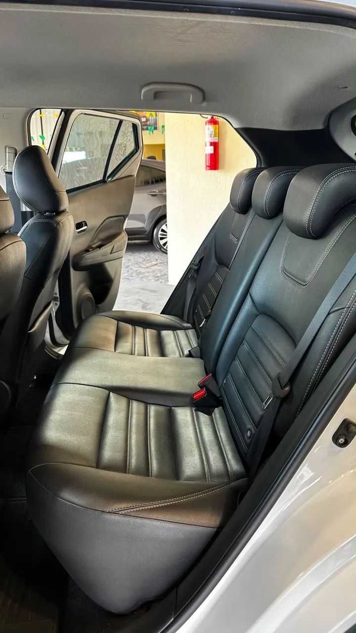 Nissan KICKS 19