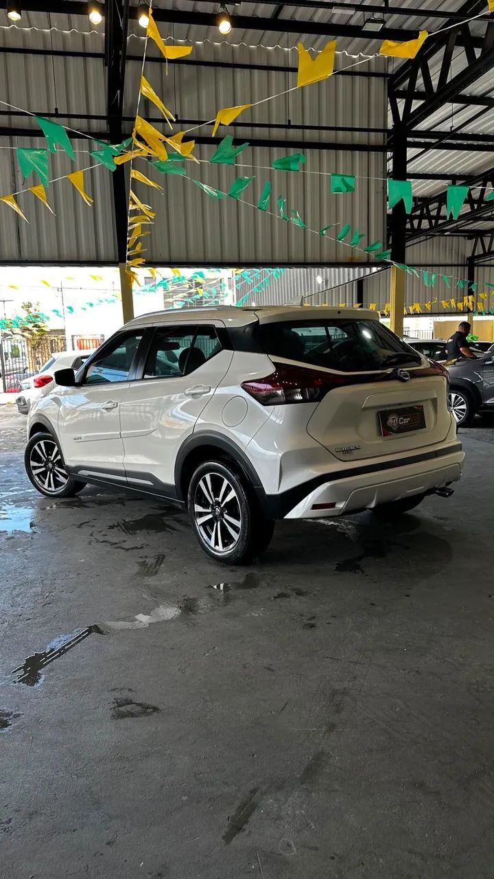 Nissan KICKS 10