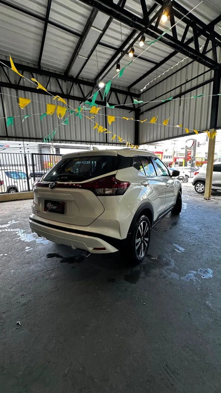 Nissan KICKS 11