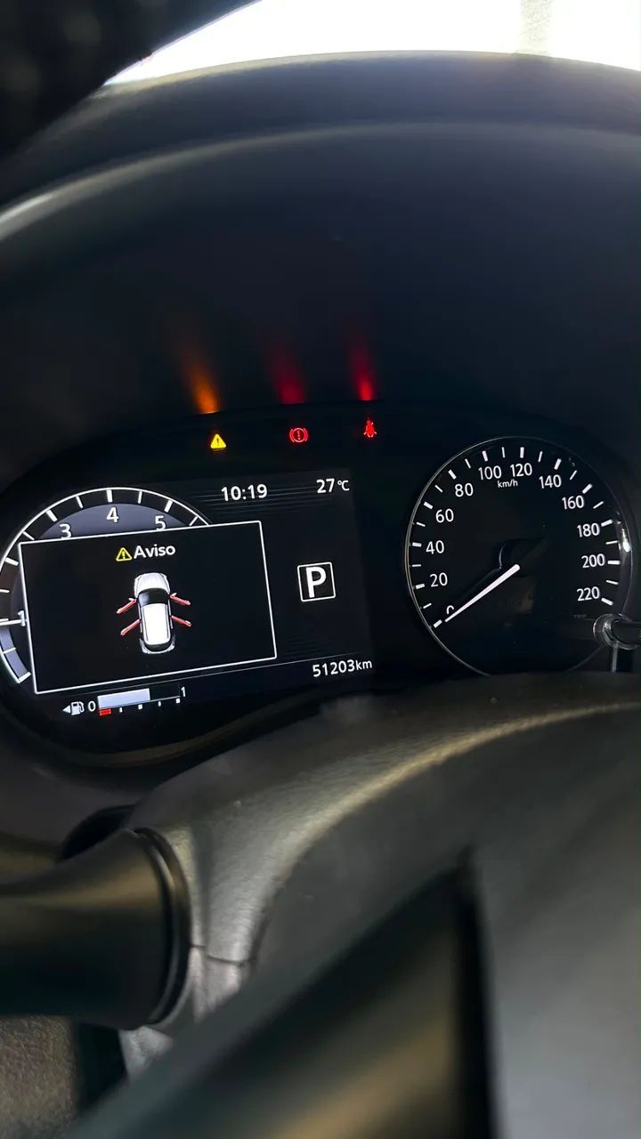 Nissan KICKS 16