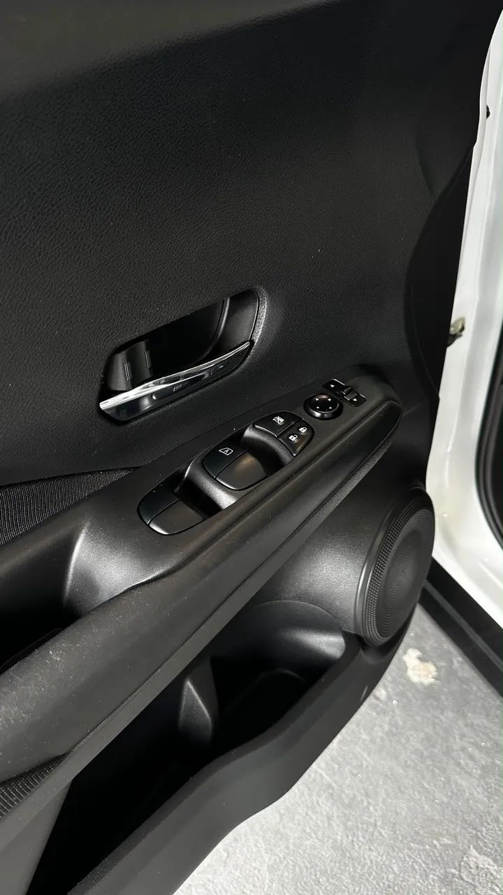 Nissan KICKS 14