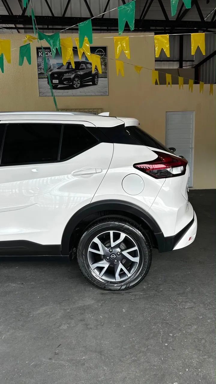 Nissan KICKS 5