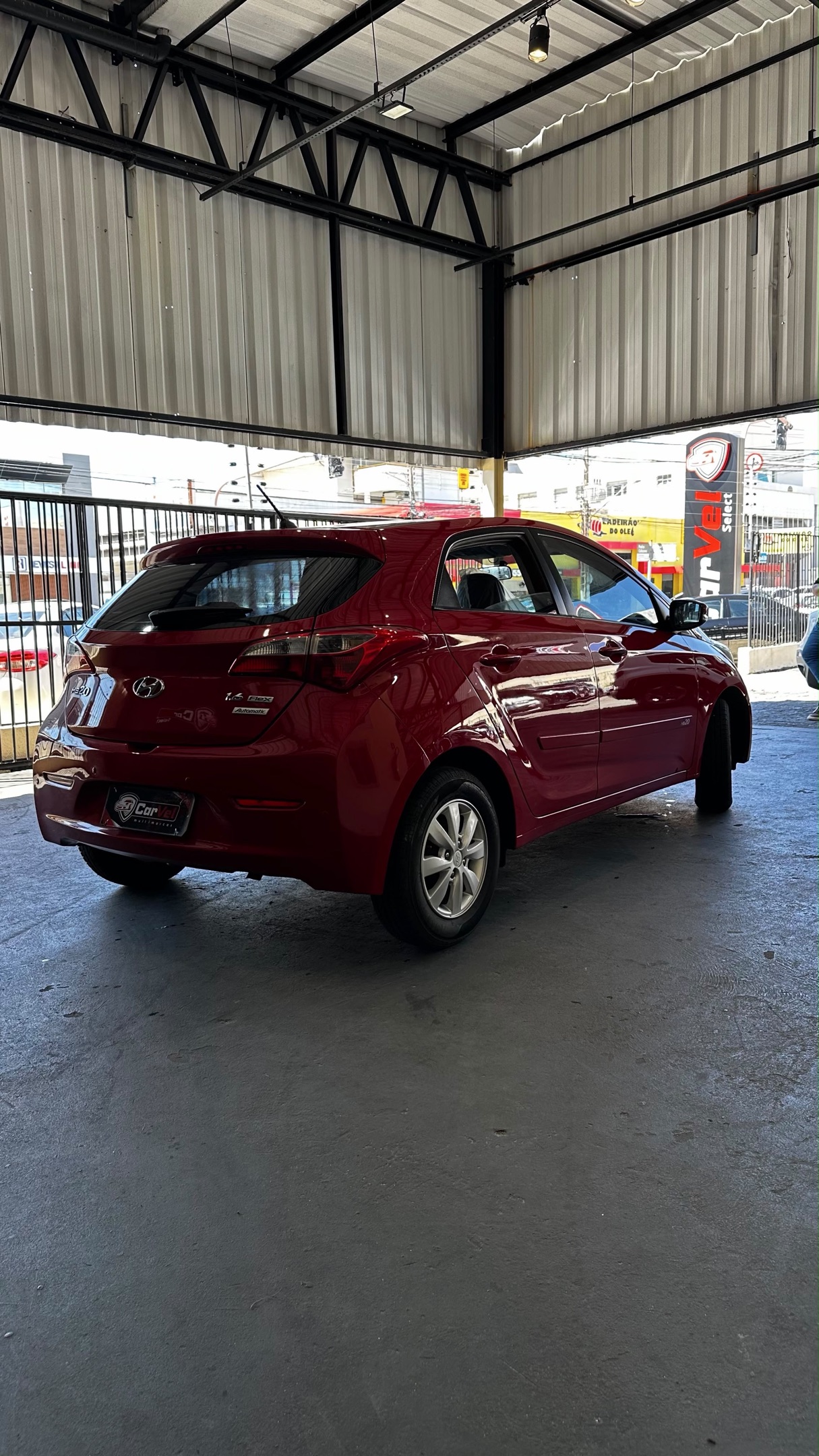 Hyundai HB20 11