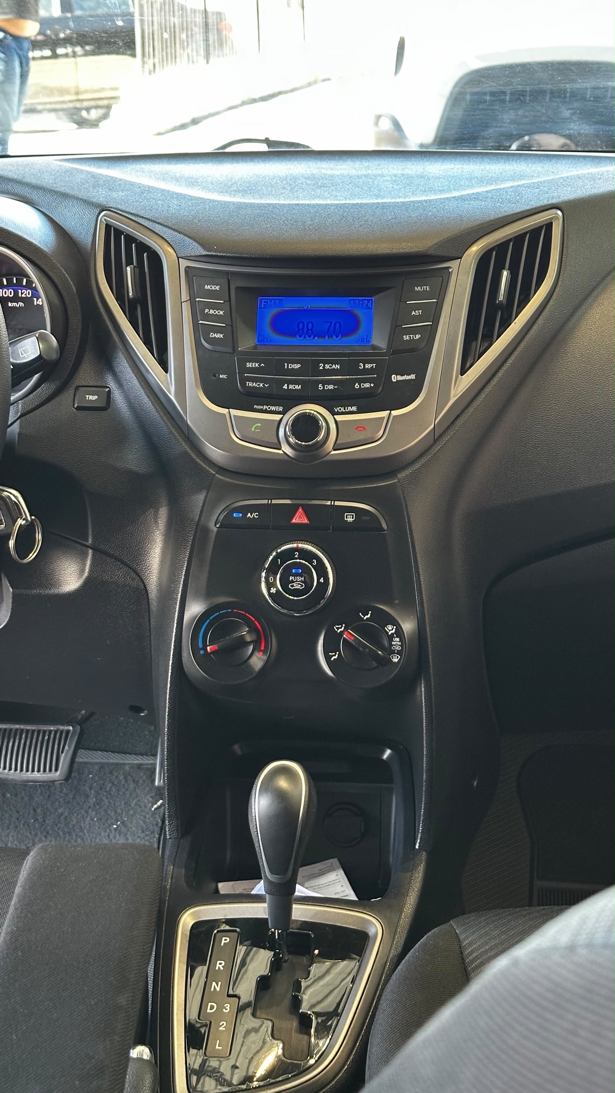 Hyundai HB20 17