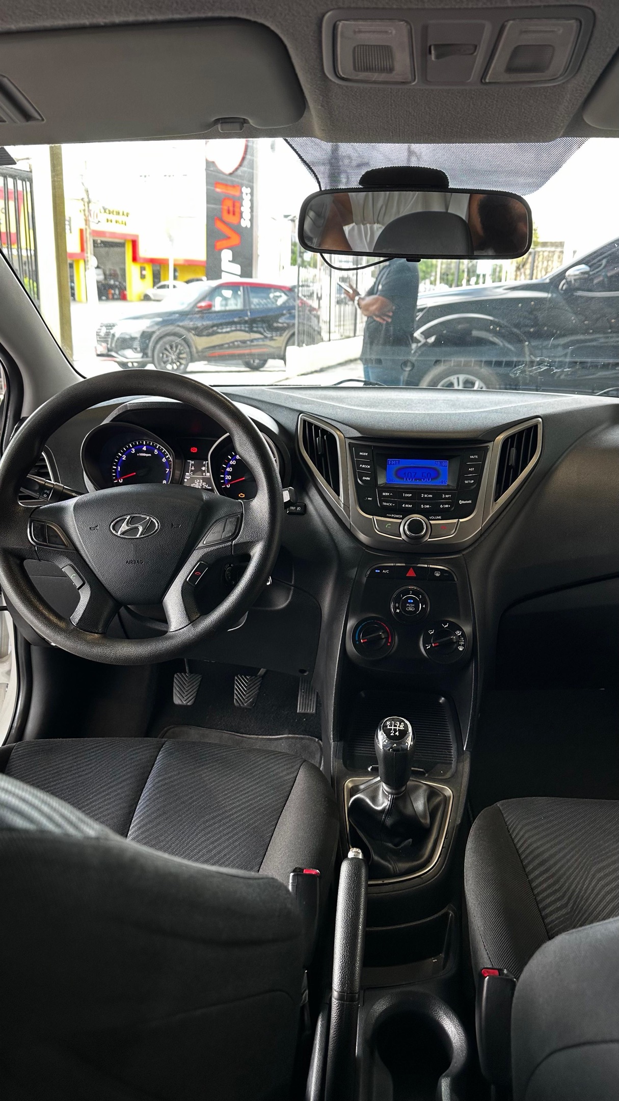 Hyundai HB20 19