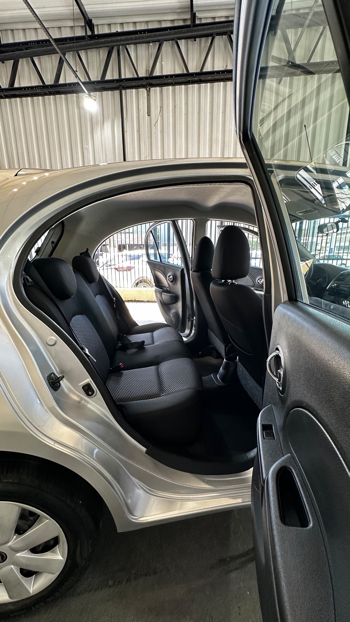 NISSAN MARCH 10
