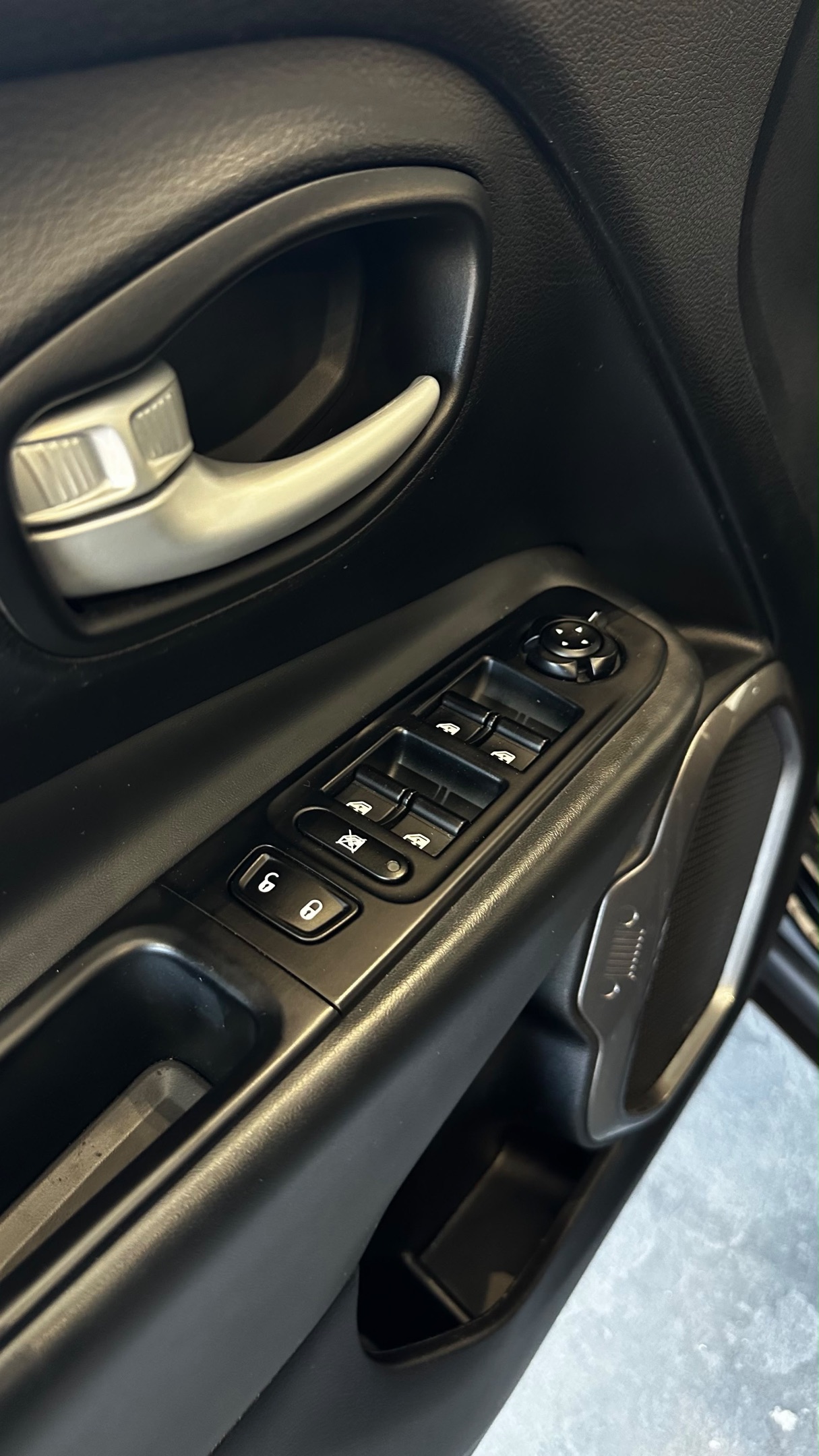 JEEP RENEGADE 20