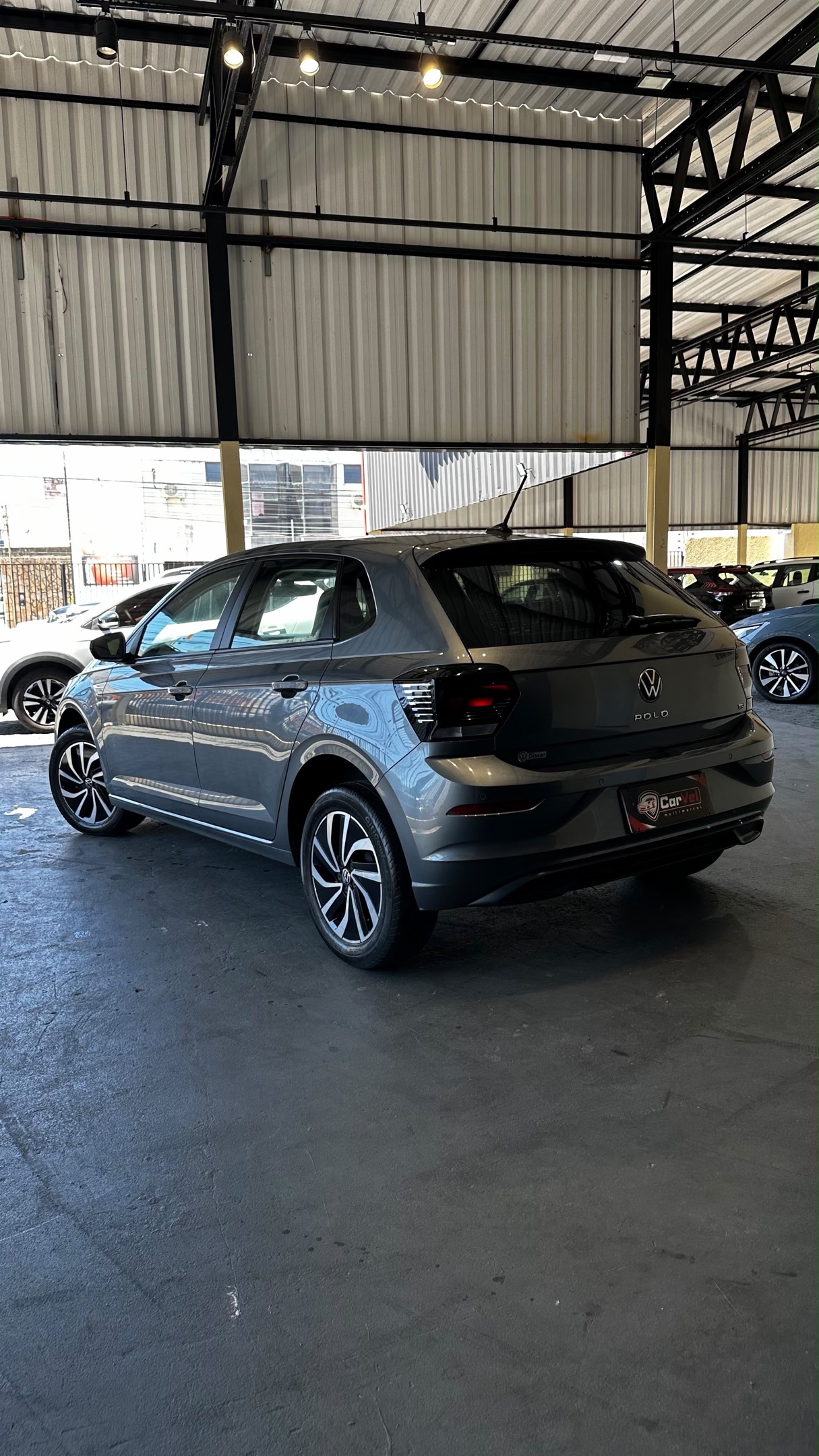 VOLKSWAGEN POLO 6