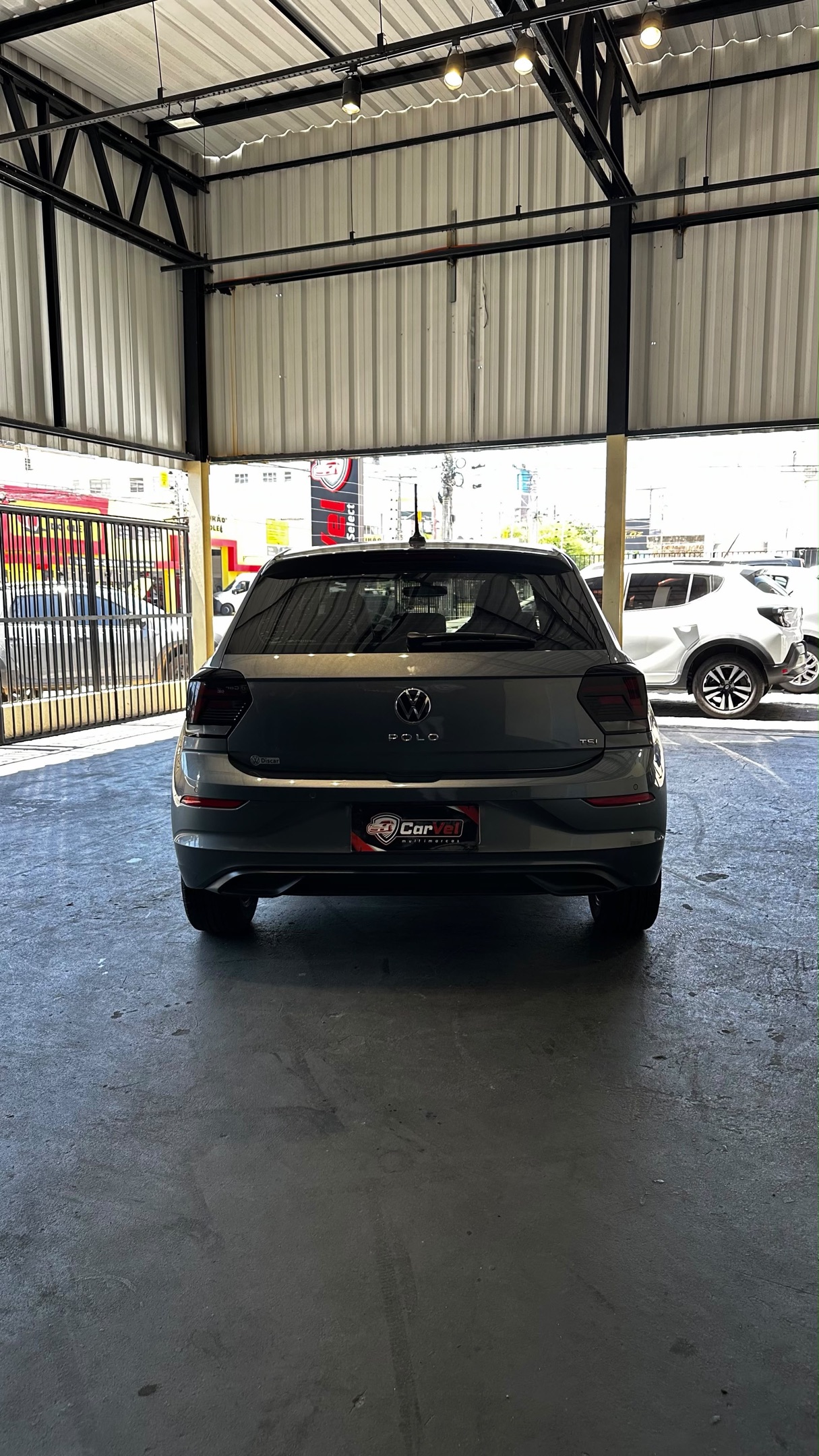 VOLKSWAGEN POLO 14
