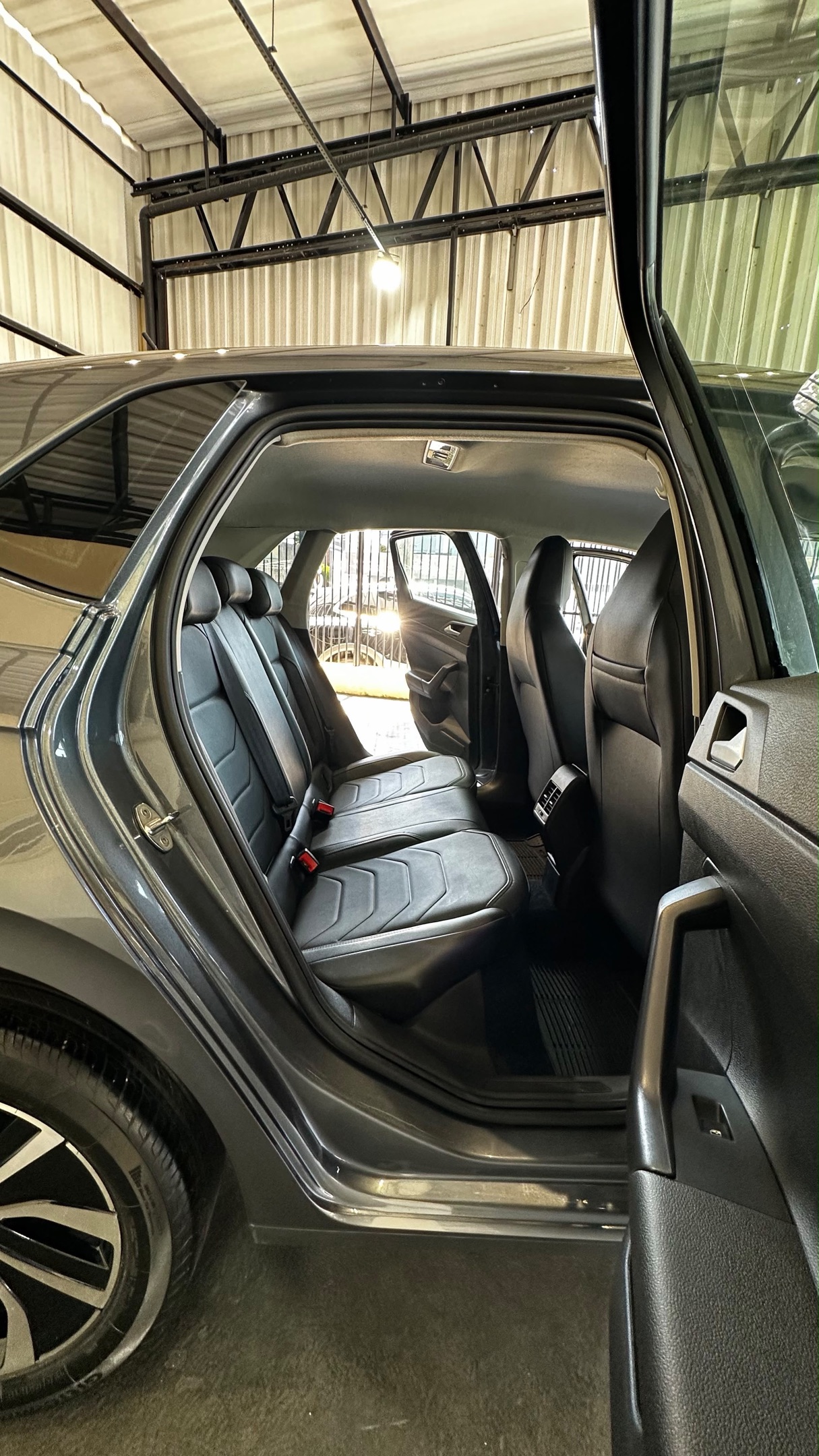 VOLKSWAGEN POLO 16