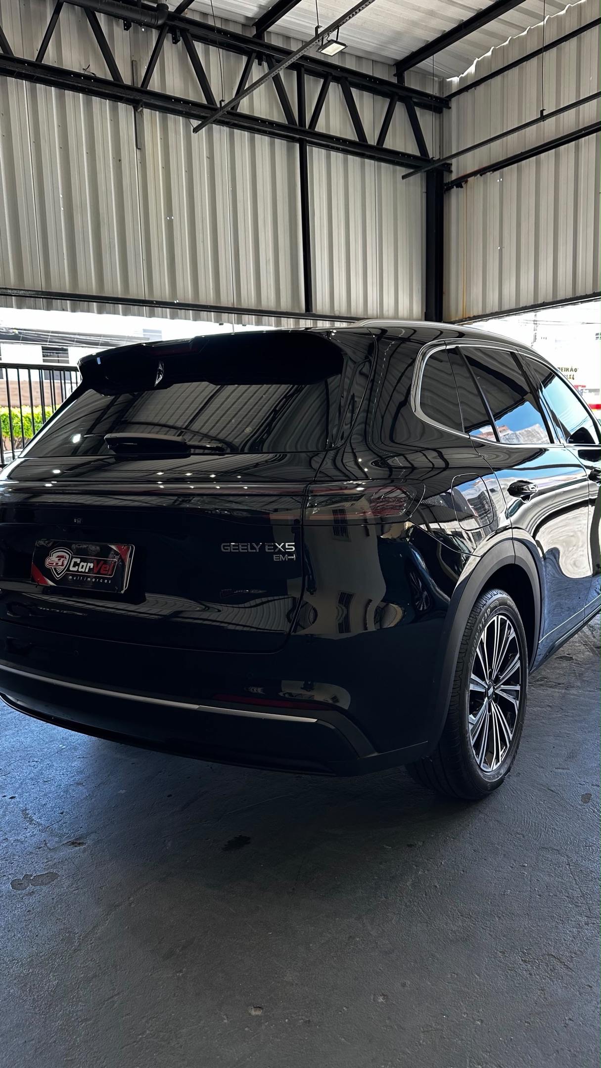 GEELY EX5 11