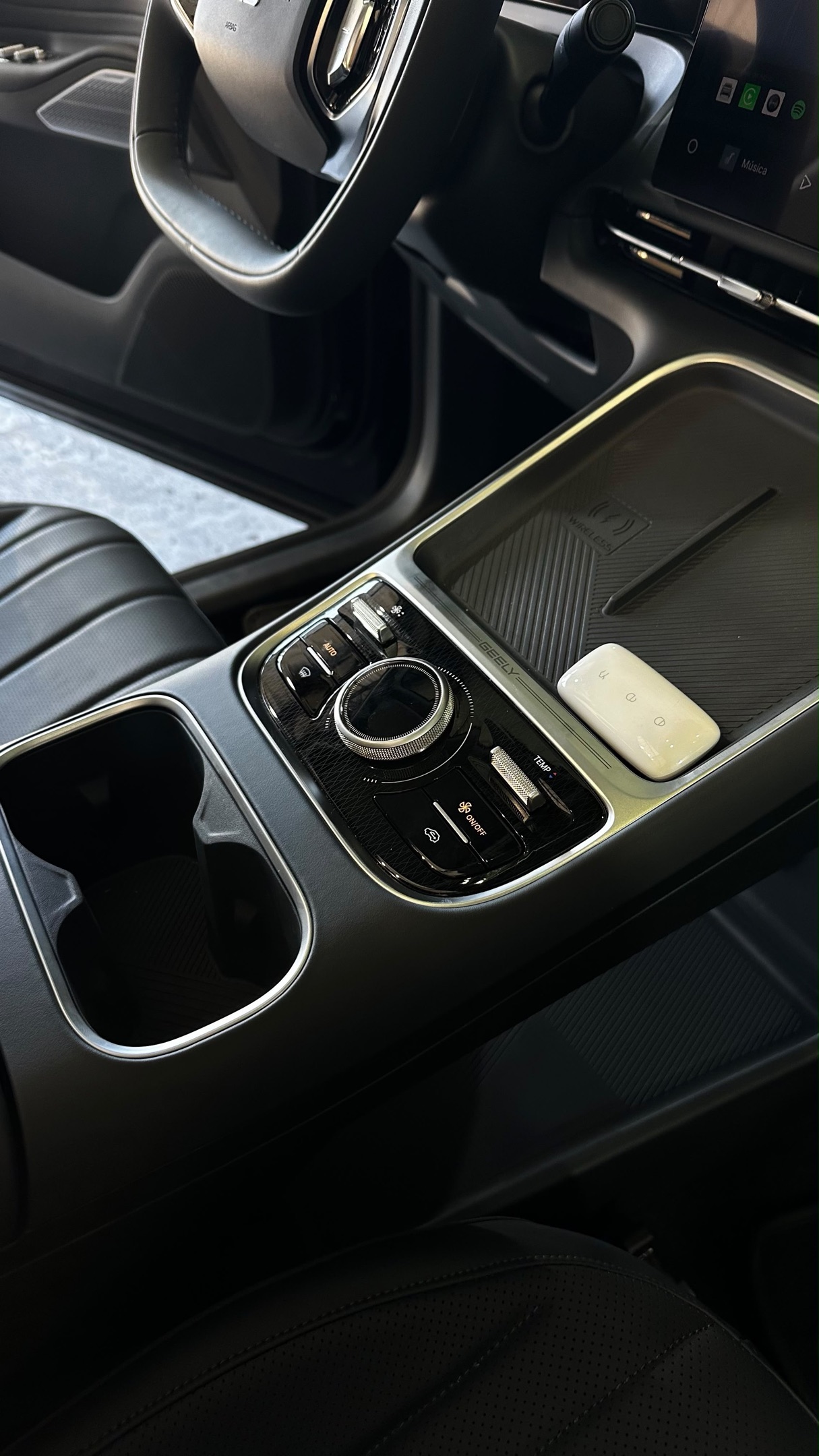 GEELY EX5 15