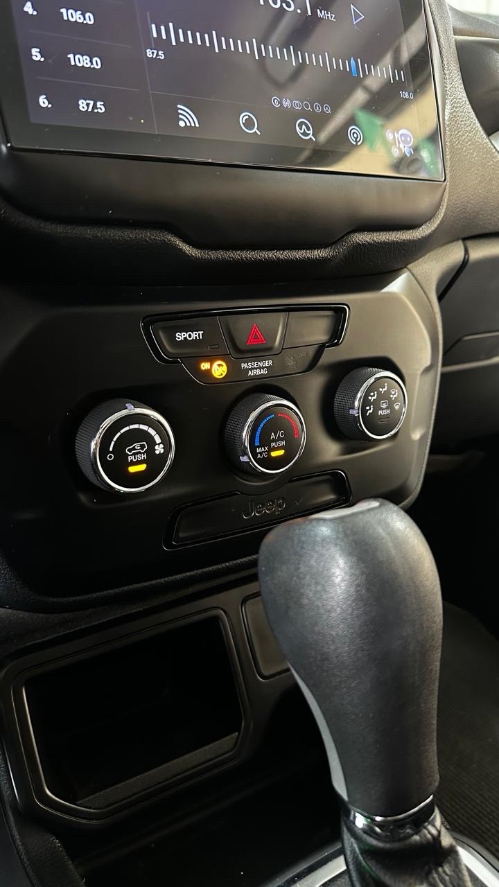 JEEP RENEGADE 13