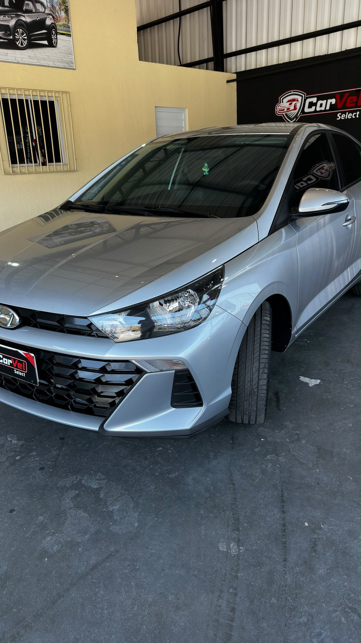 HYUNDAI HB20 3