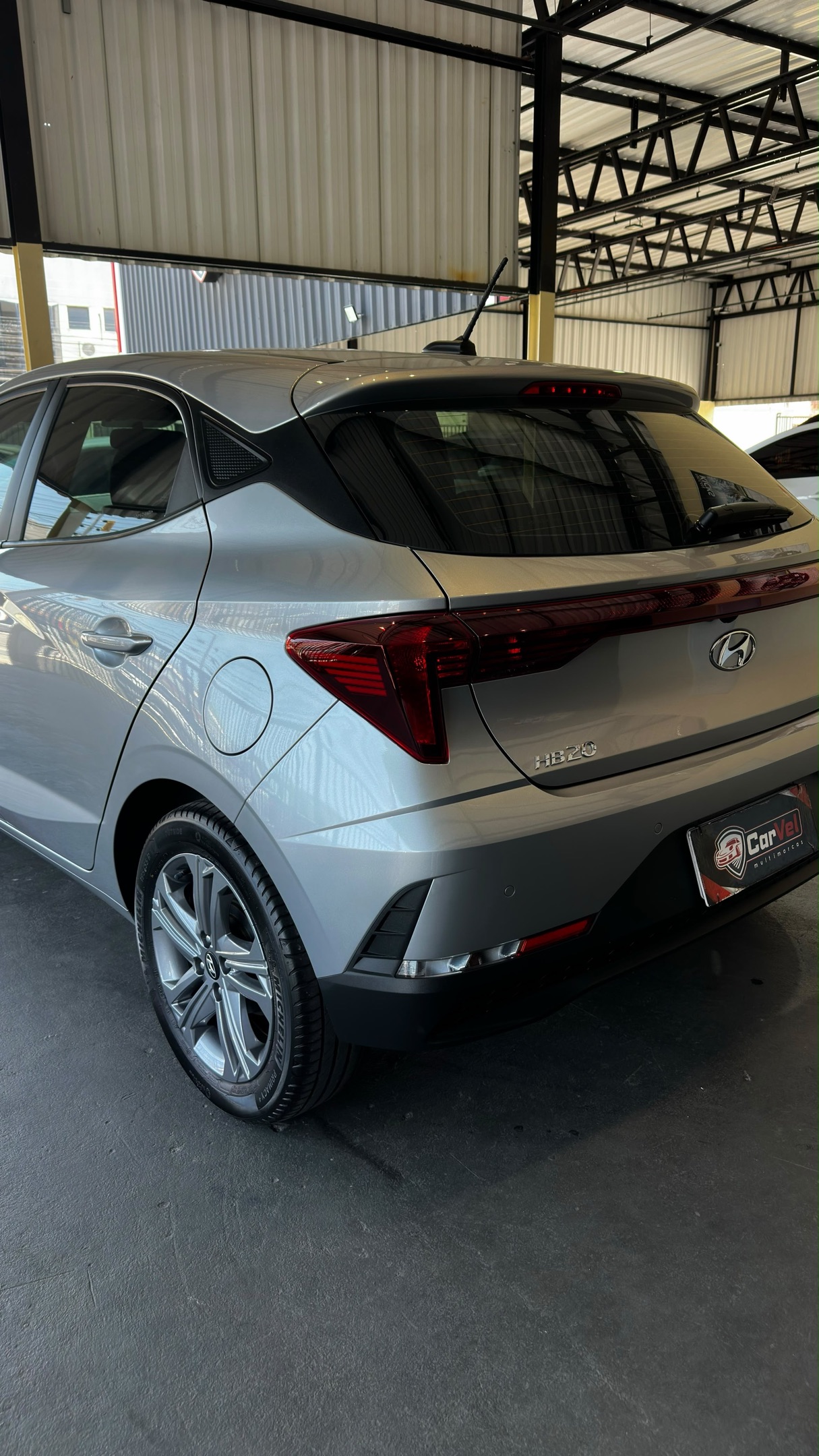 HYUNDAI HB20 5