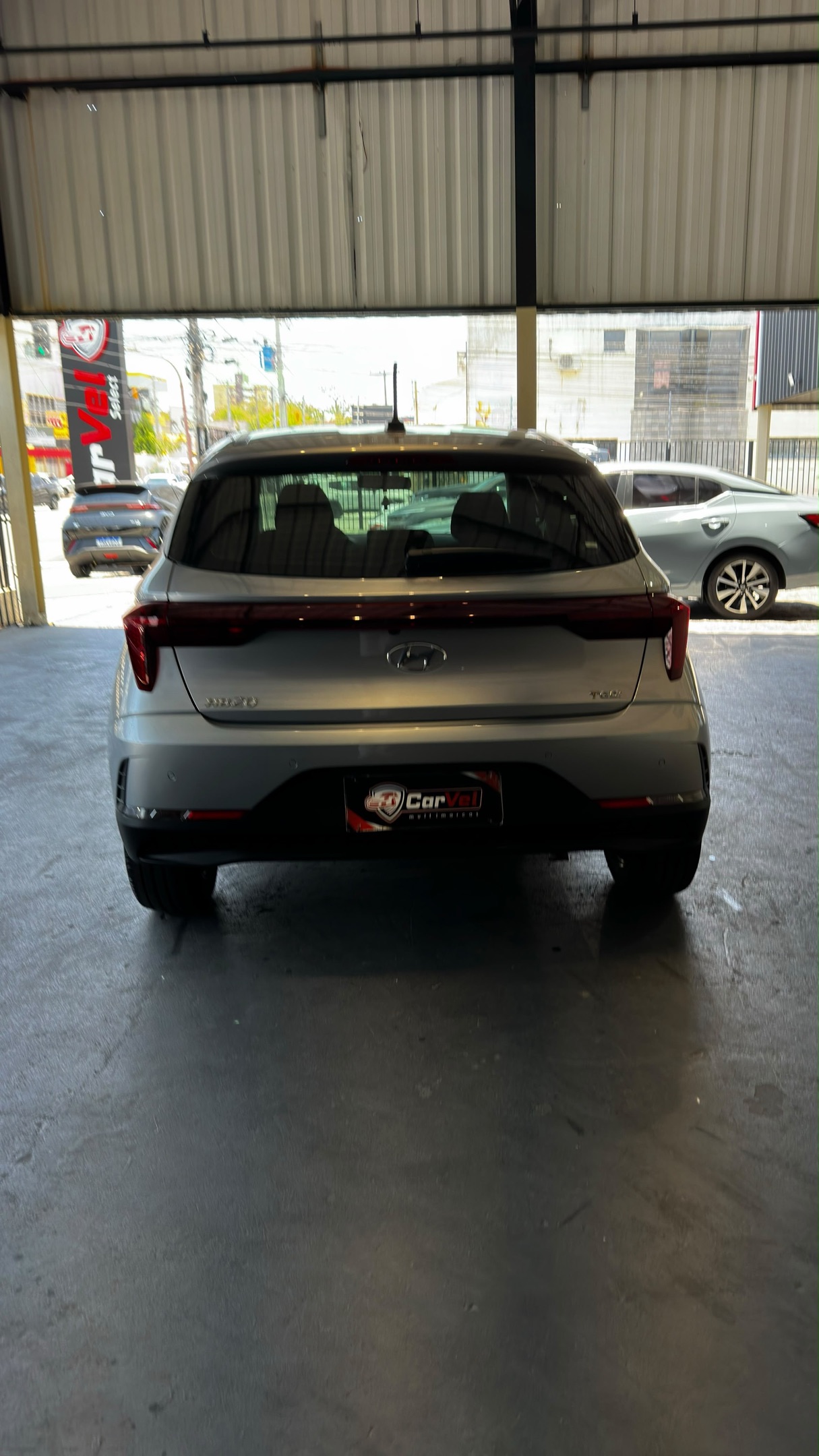 HYUNDAI HB20 12