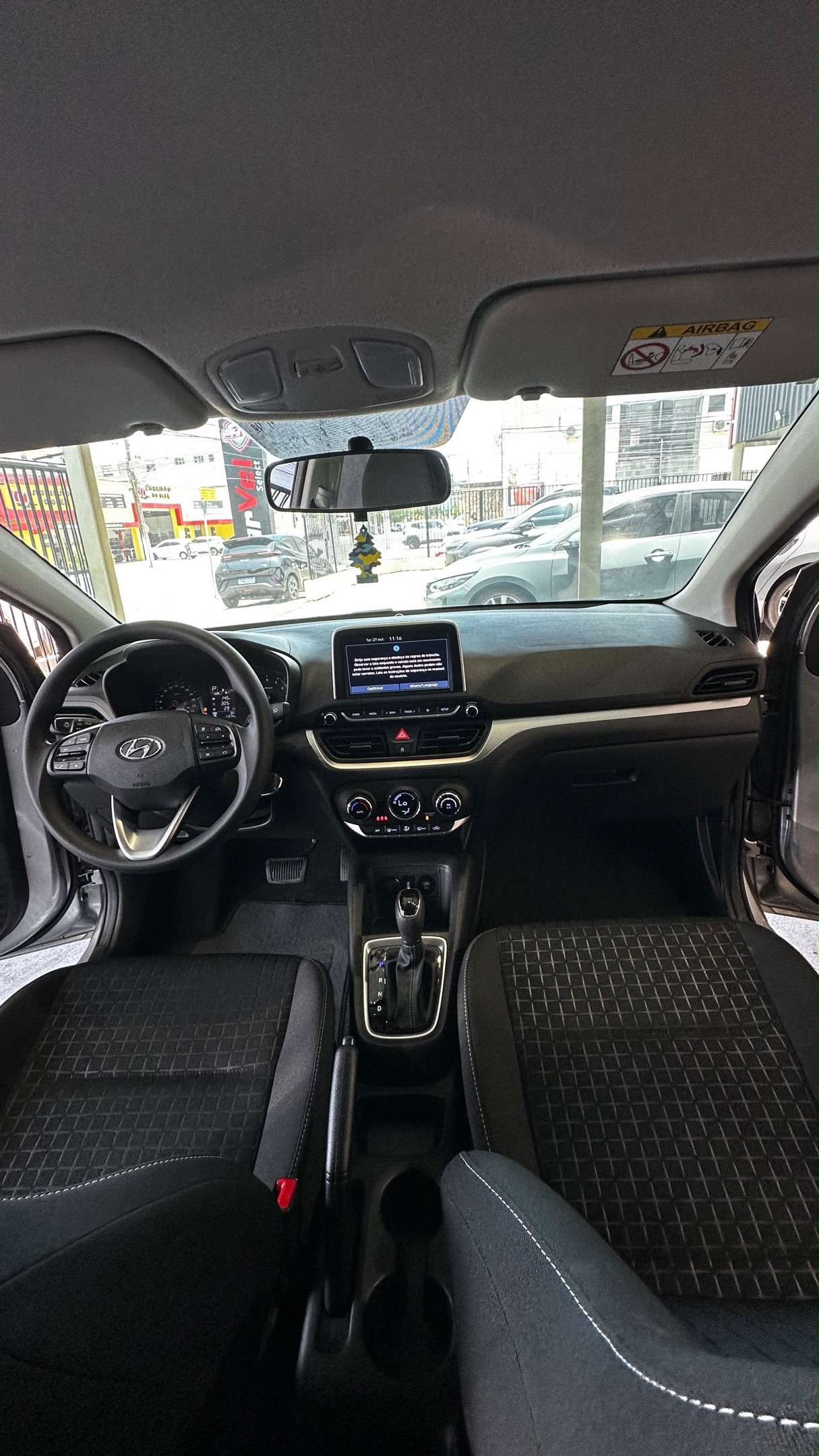 HYUNDAI HB20 17