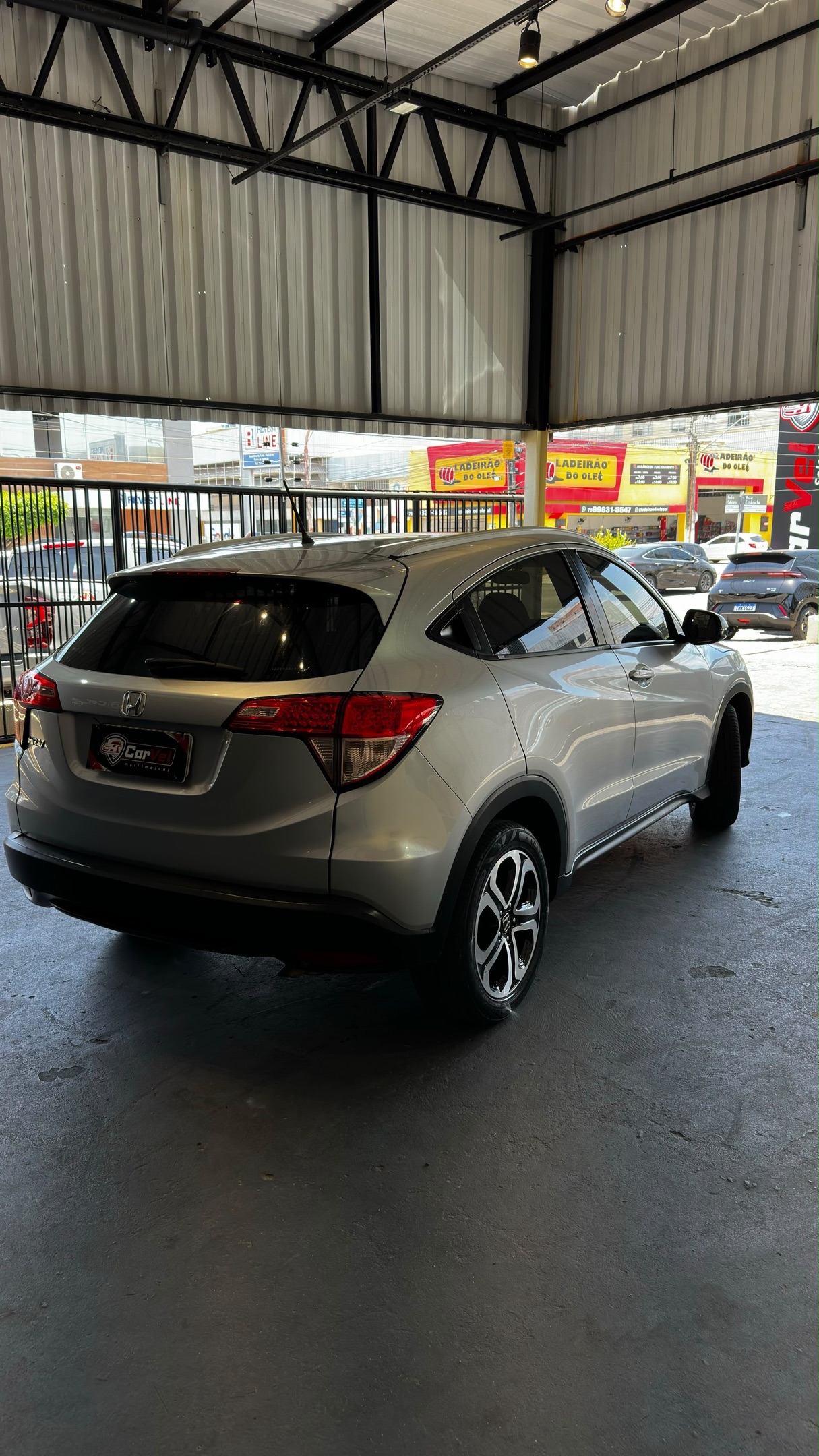 HONDA HR-V 9