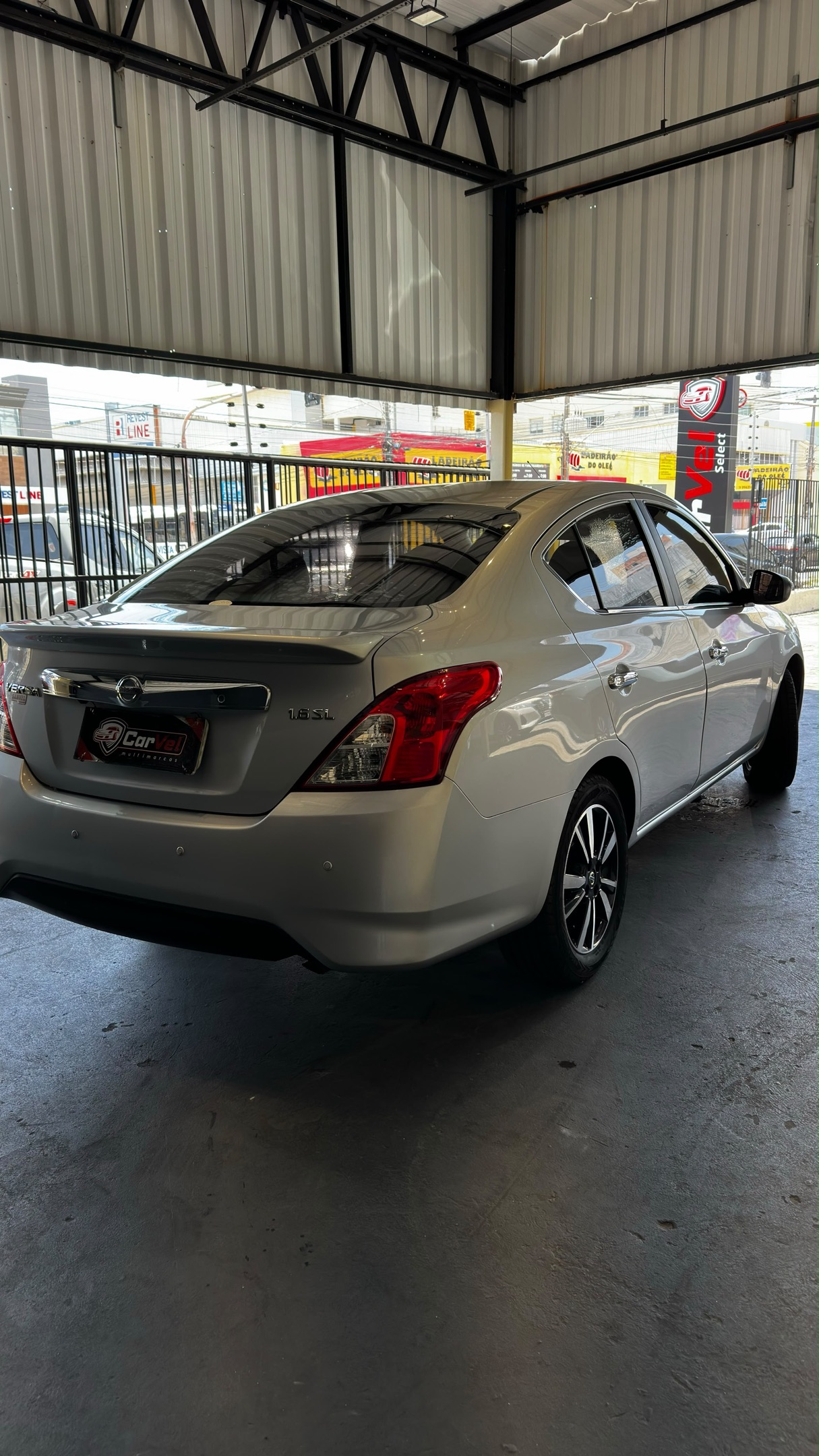 NISSAN VERSA 11
