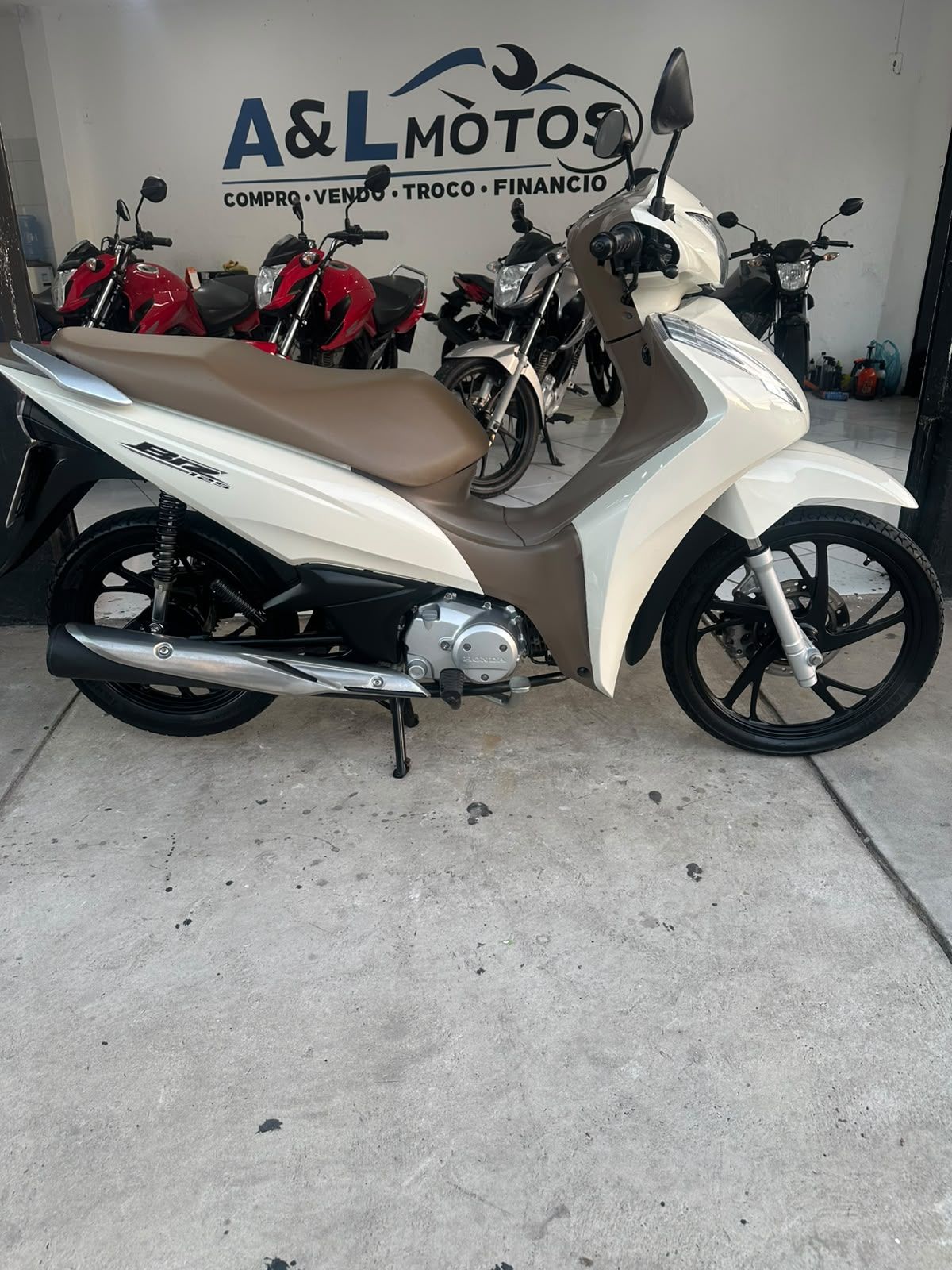 HONDA BIZ 2024