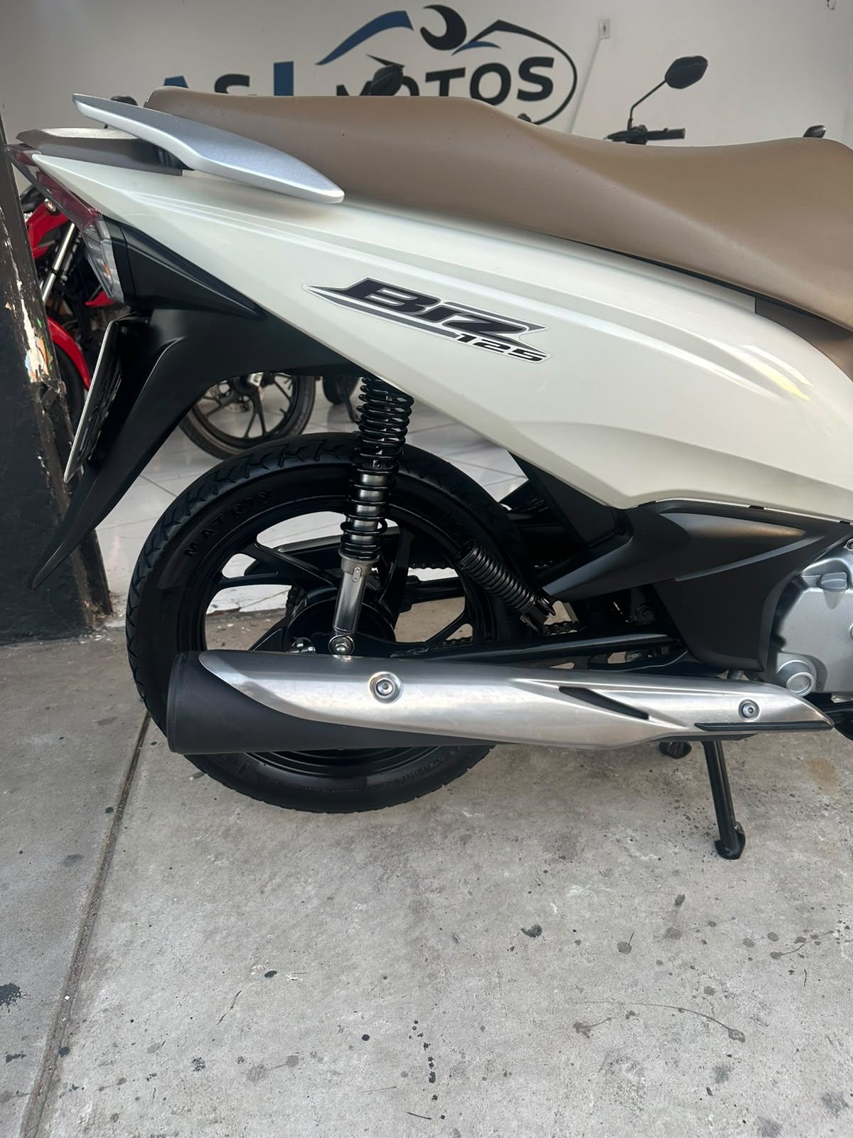 HONDA BIZ 9