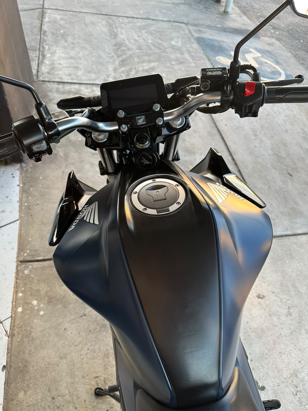 HONDA CB 300 4