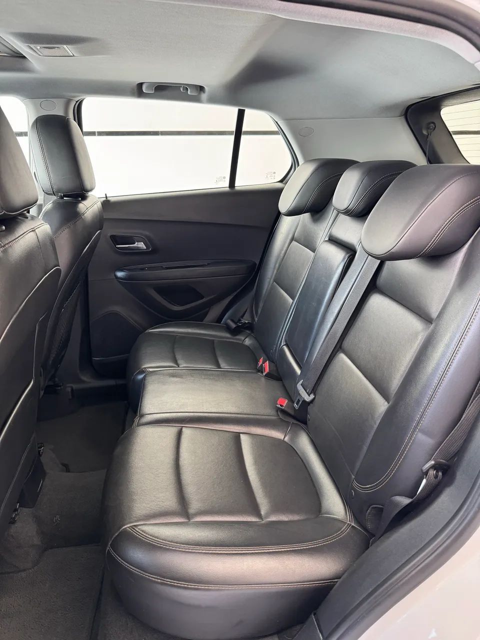 Chevrolet TRACKER 9