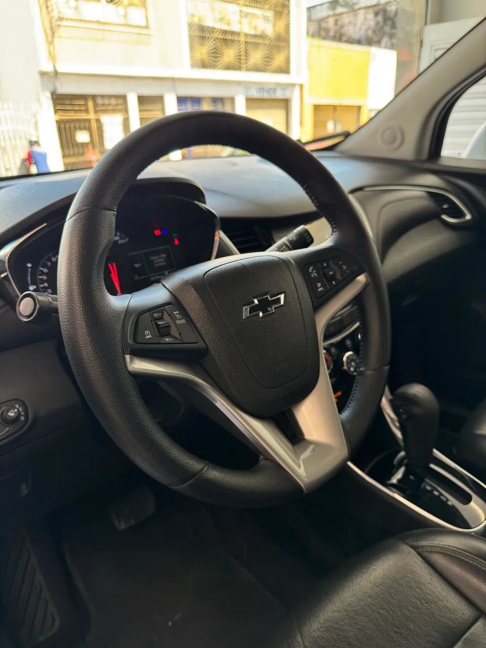 Chevrolet TRACKER 12