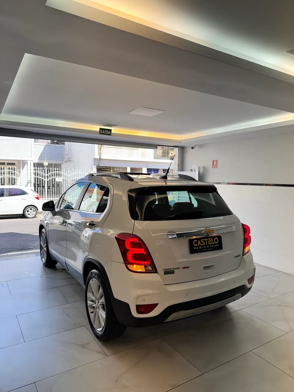 Chevrolet TRACKER 19