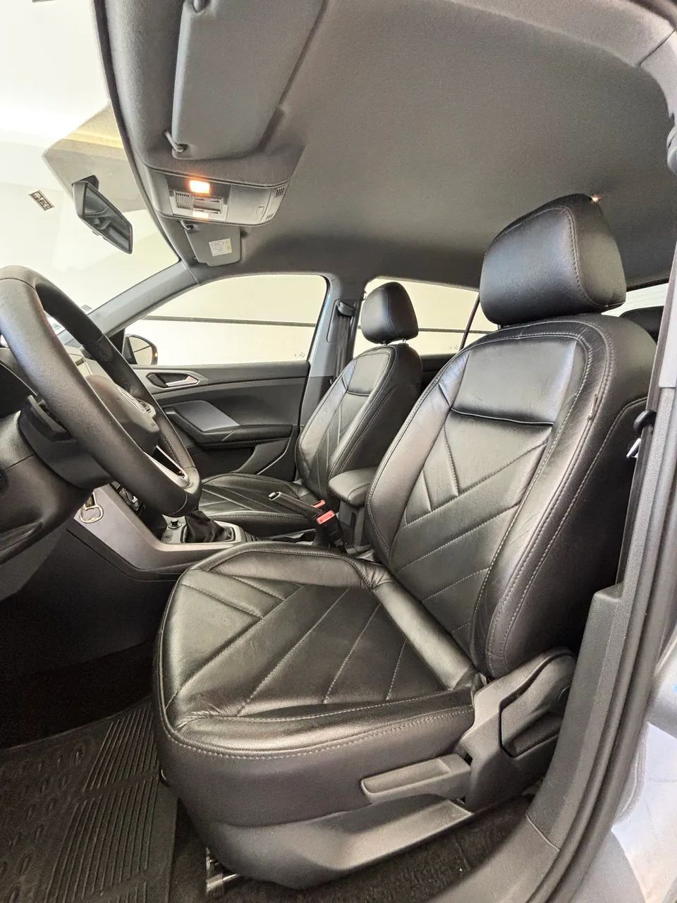 Volkswagen T-CROSS 7