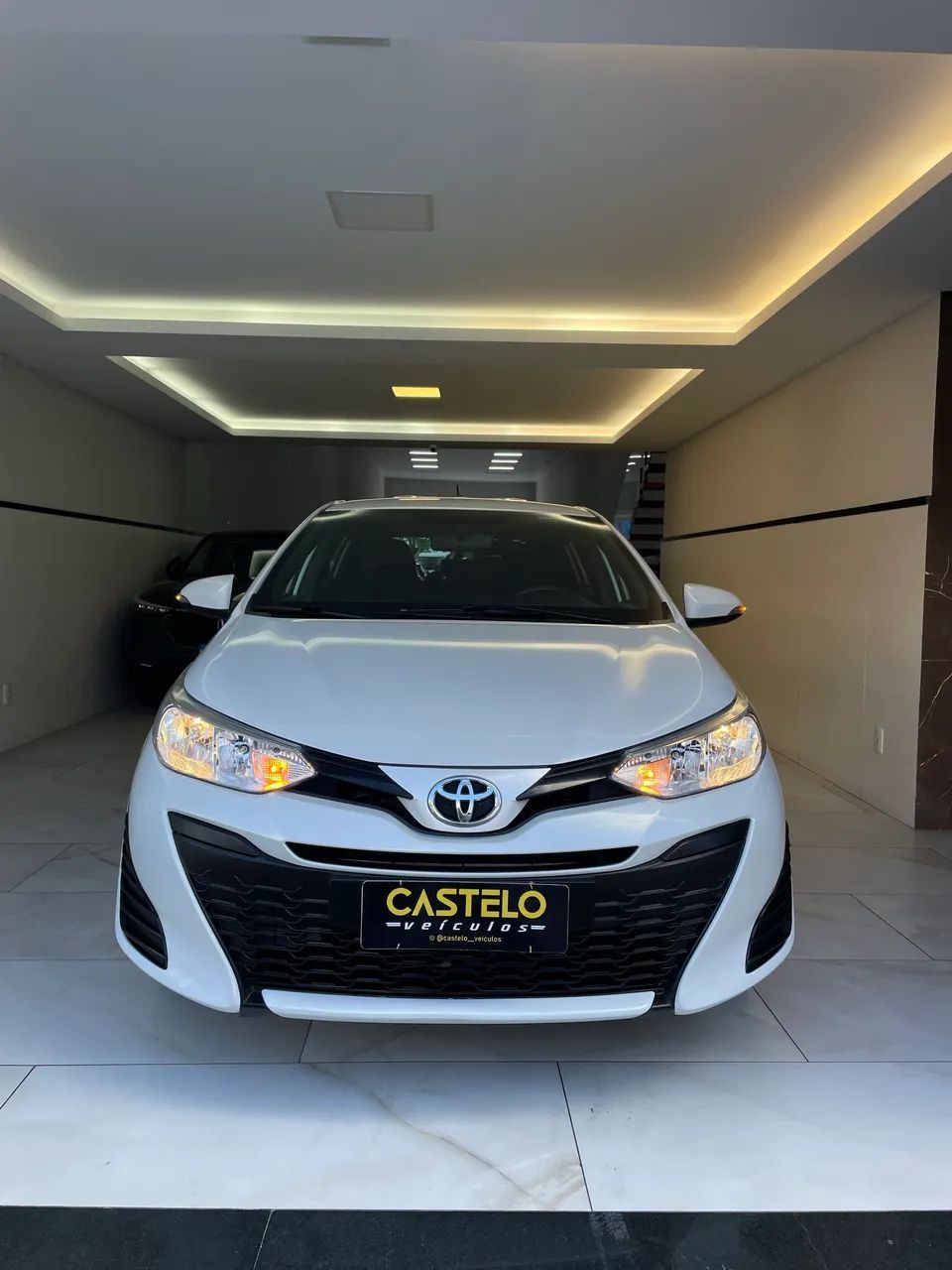 Toyota YARIS 2