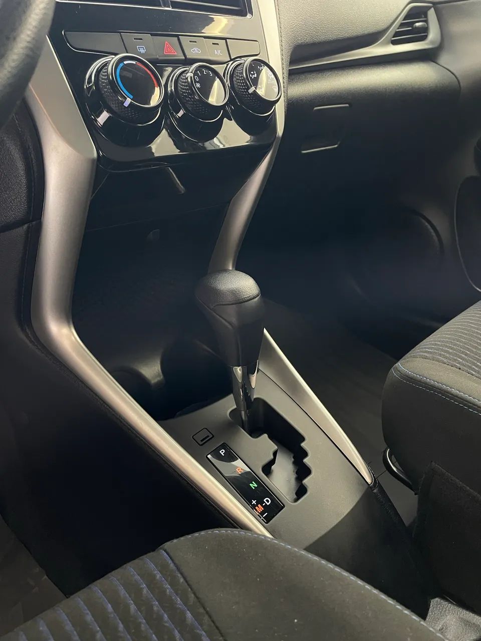 Toyota YARIS 11
