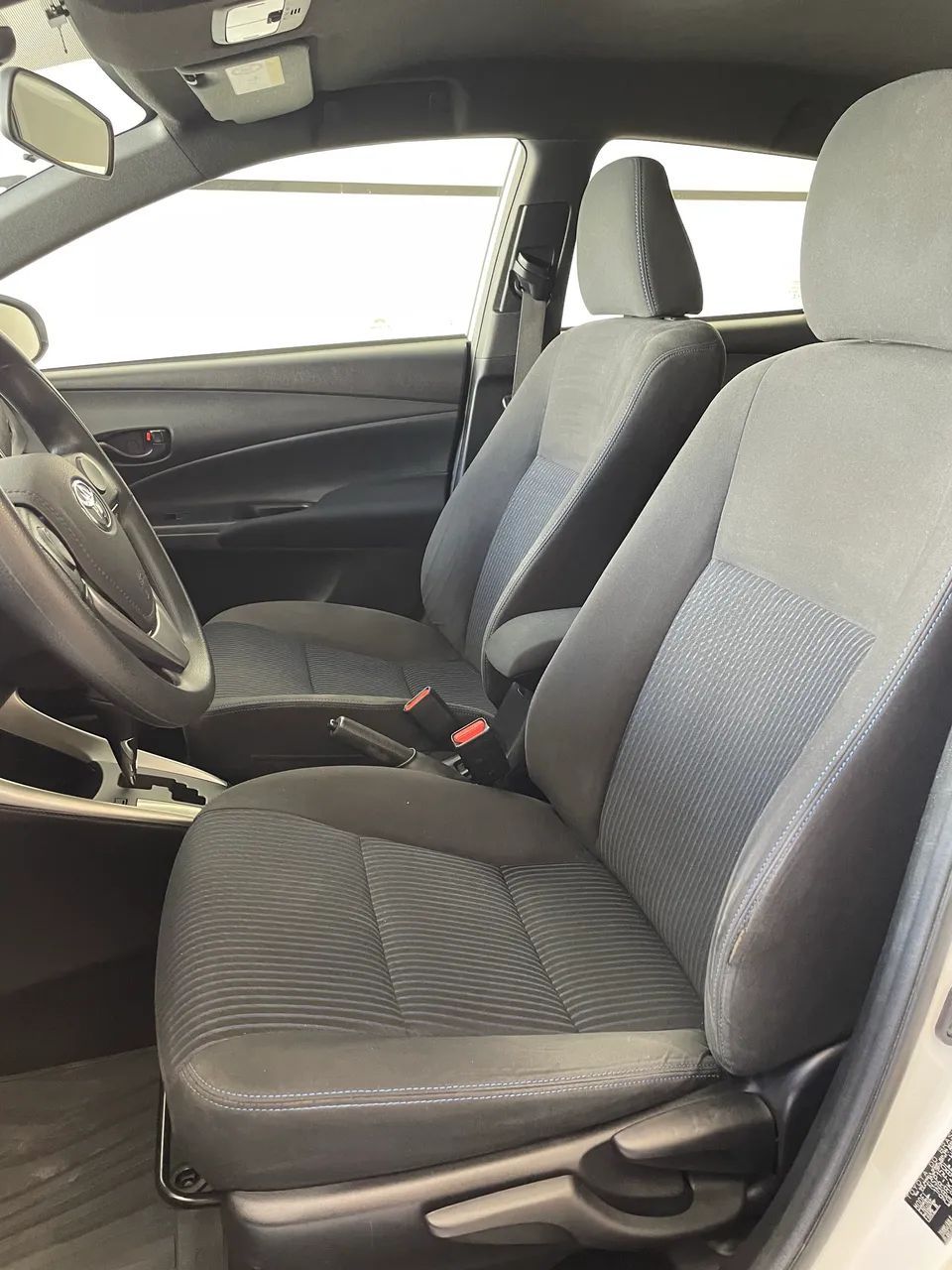 Toyota YARIS 8