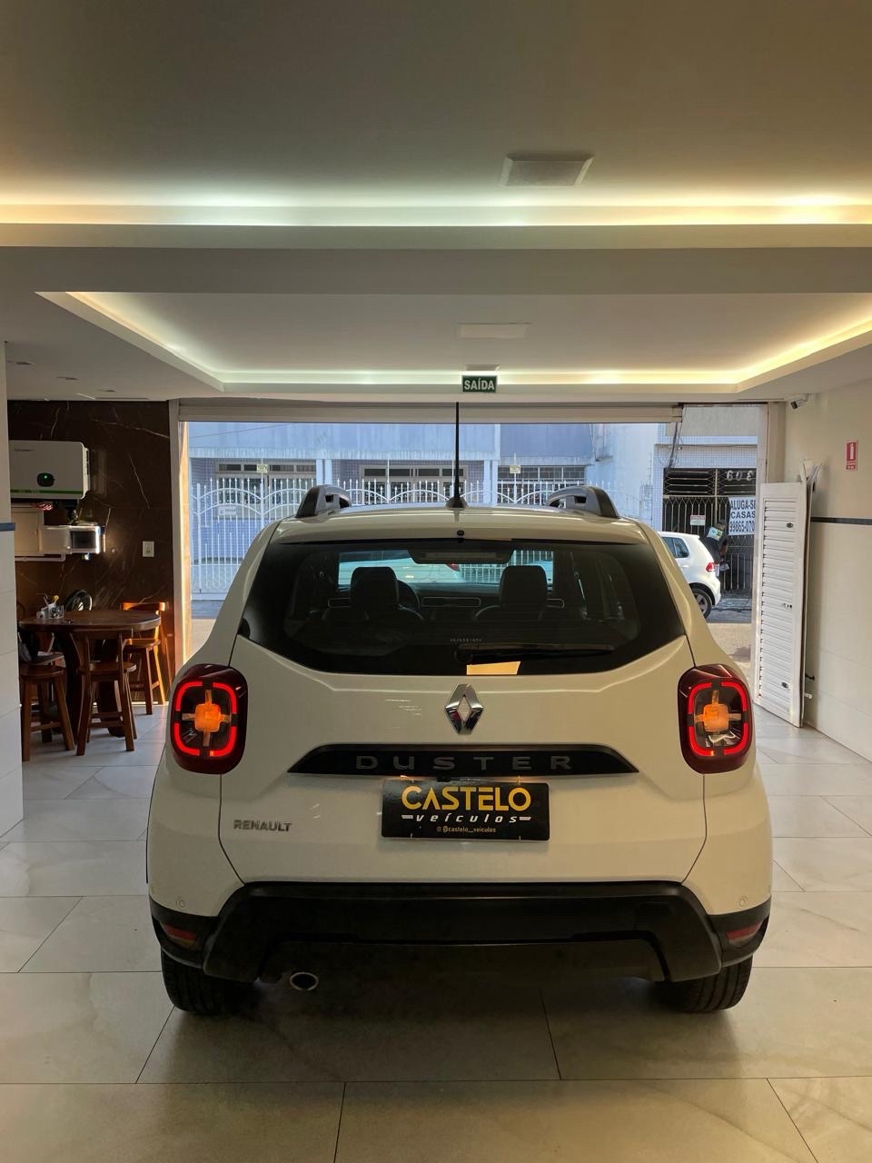 RENAULT DUSTER 4