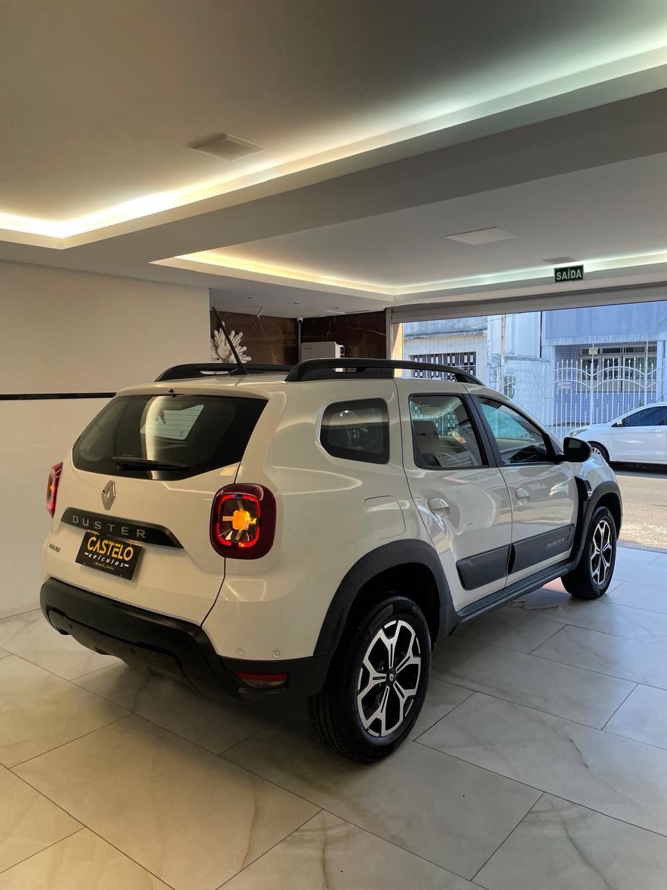 RENAULT DUSTER 5