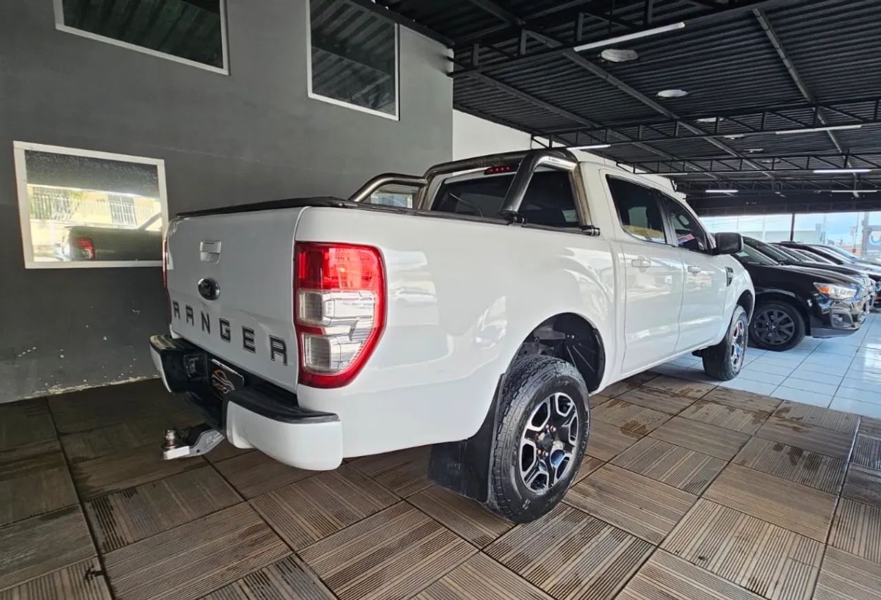 Ford RANGER 8
