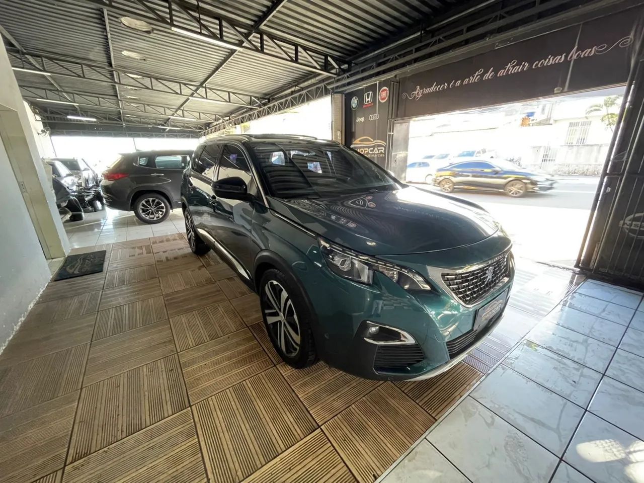 Peugeot 5008 3