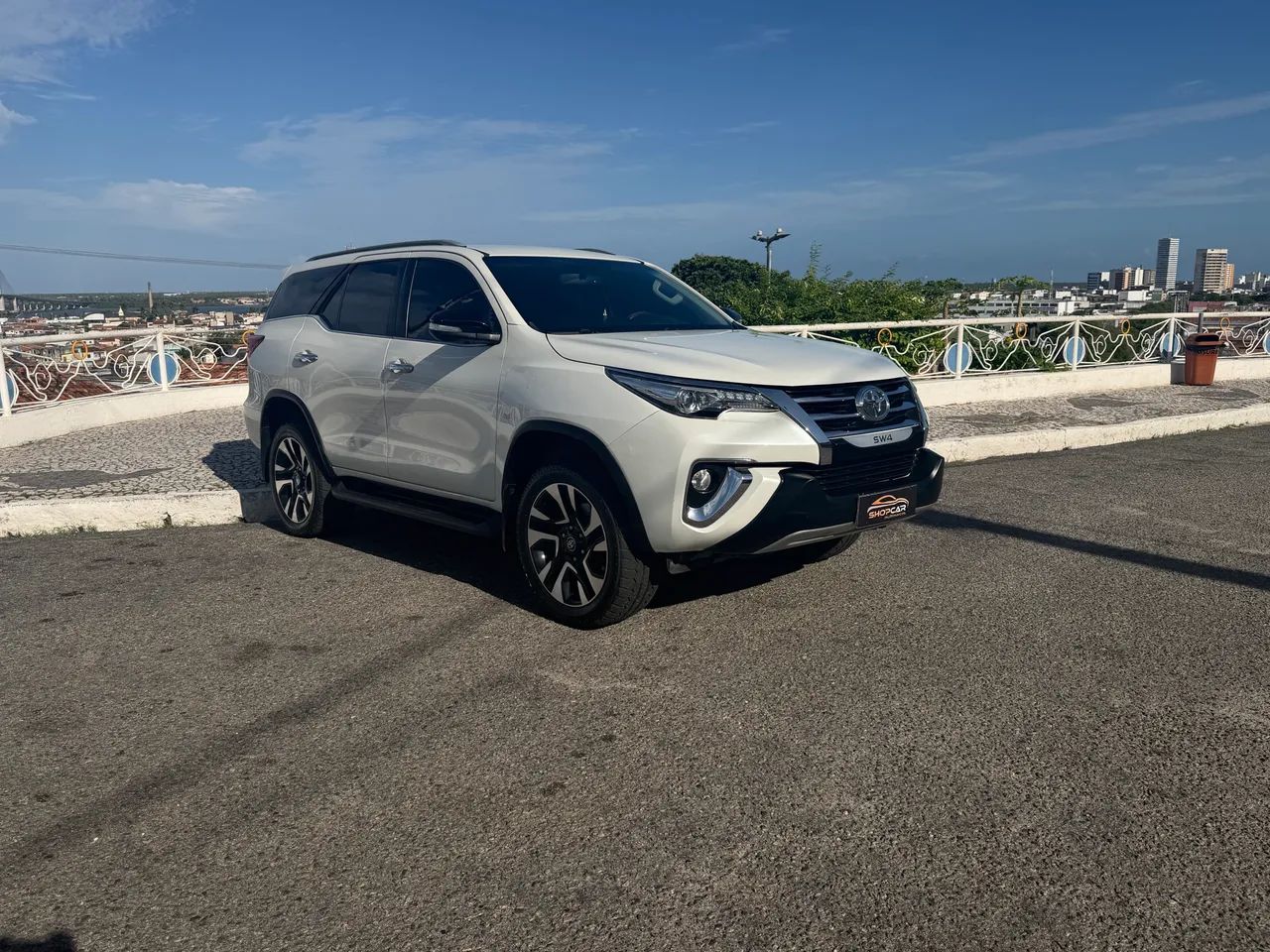 Toyota HILUX 3