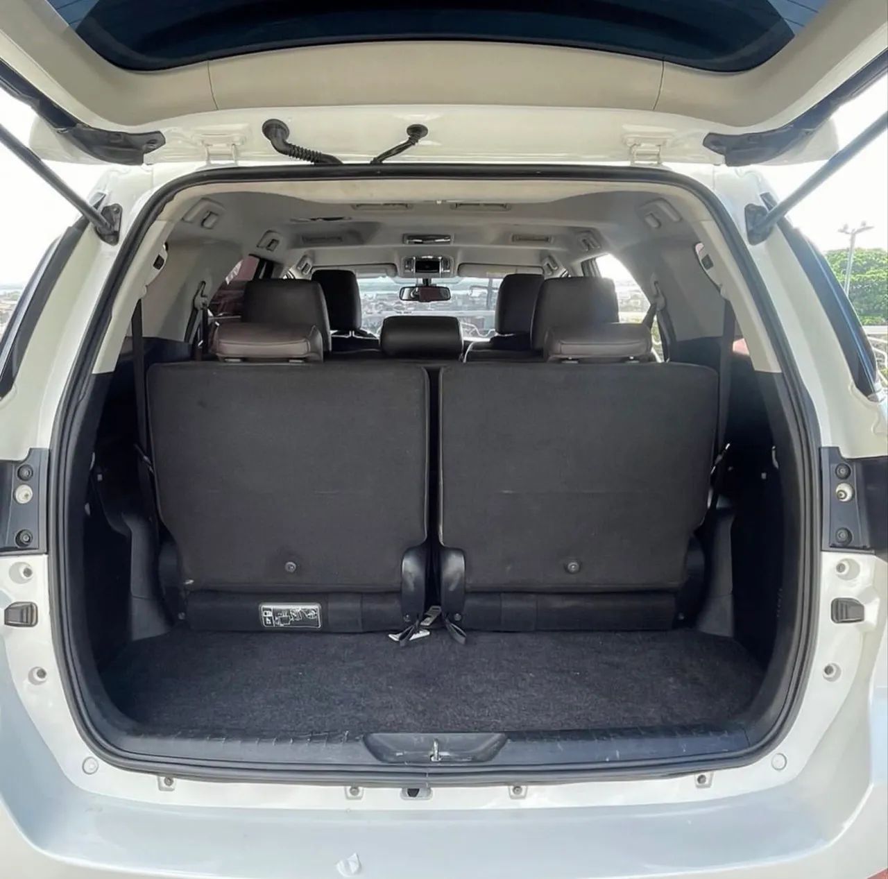 Toyota HILUX 11