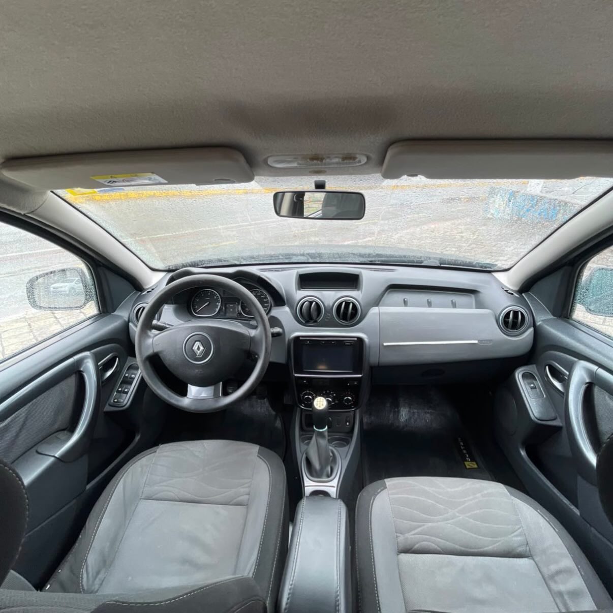 Renault Duster 9