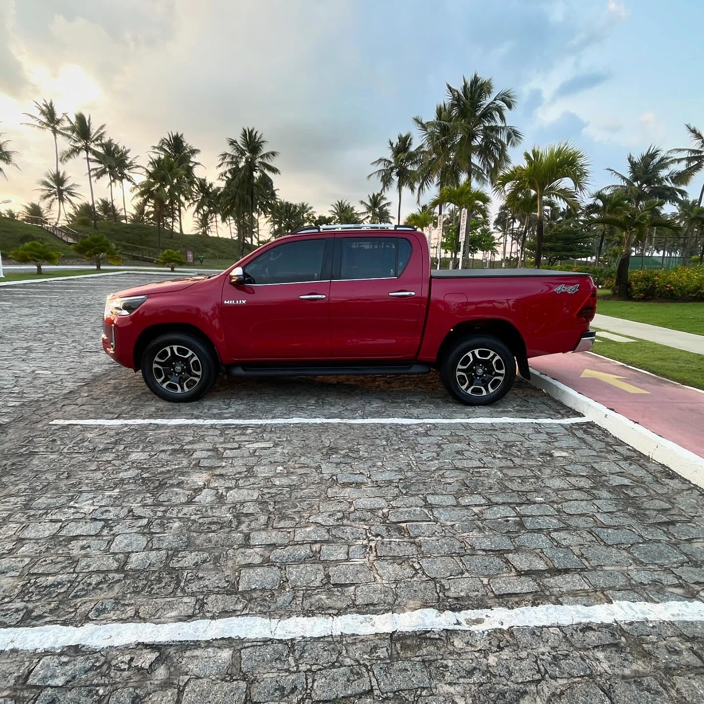 Toyota Hilux 5