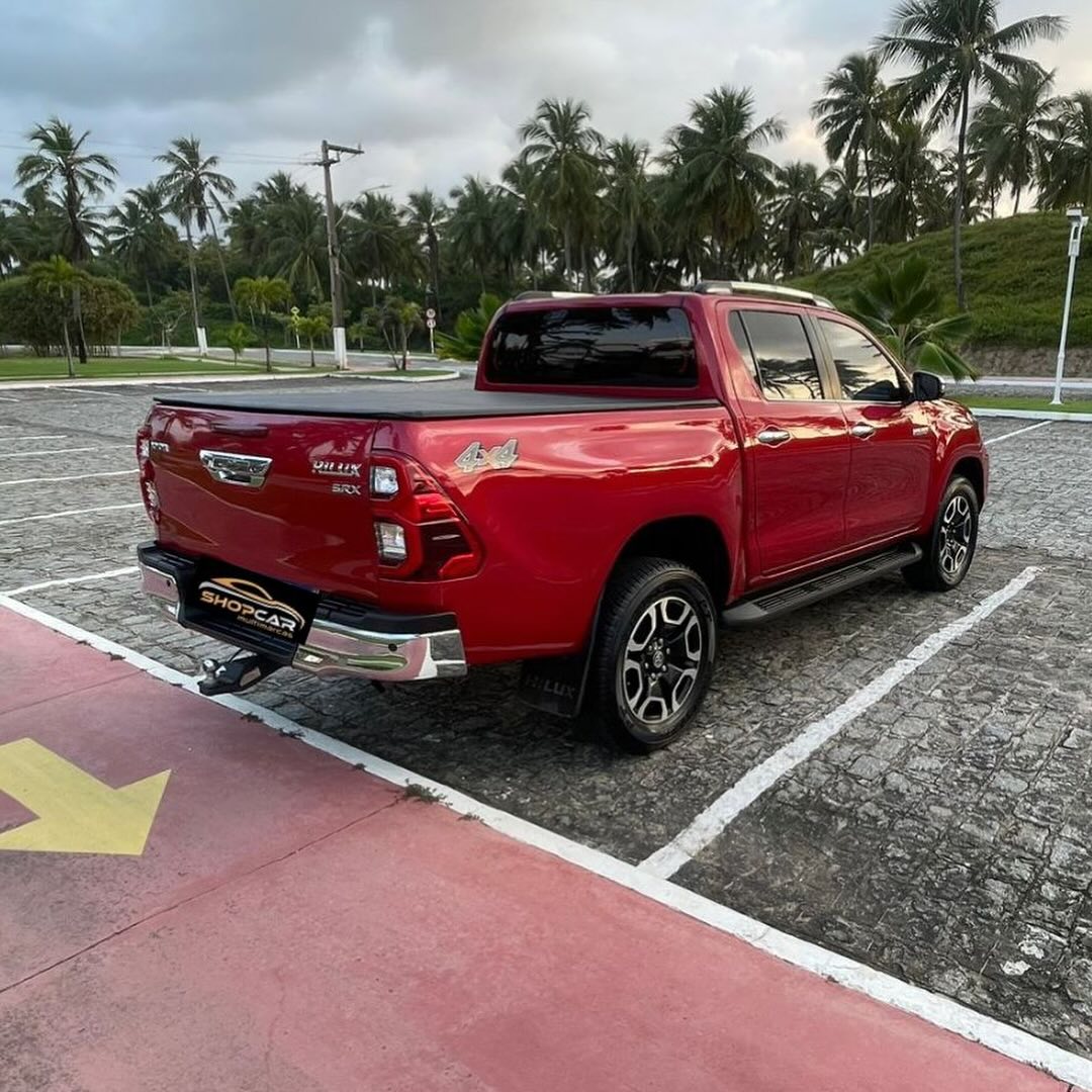 Toyota Hilux 7