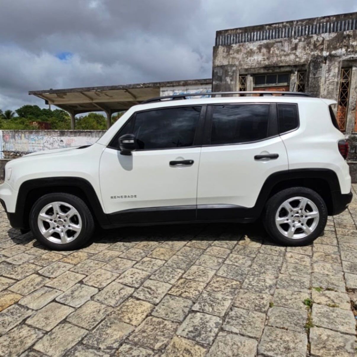 Jeep Renegade 5