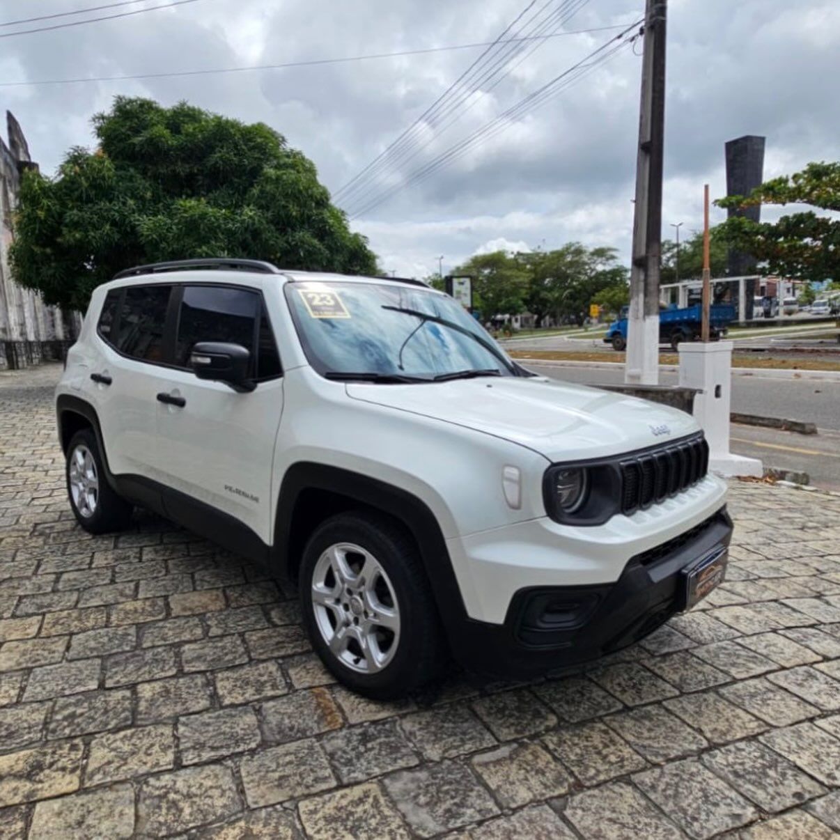 Jeep Renegade 3