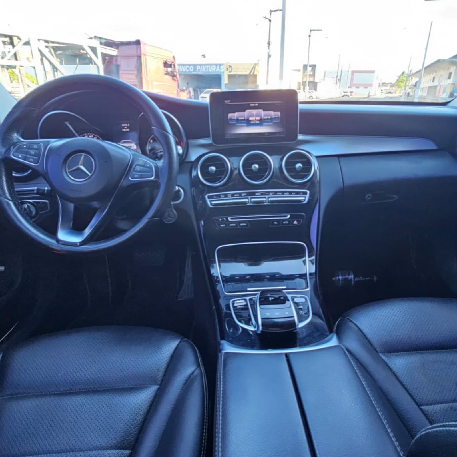 Mercedes-Benz C-180 8