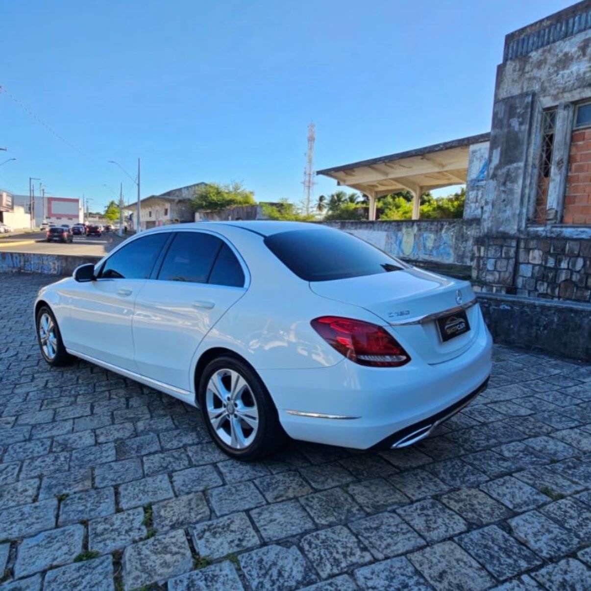 Mercedes-Benz C-180 15