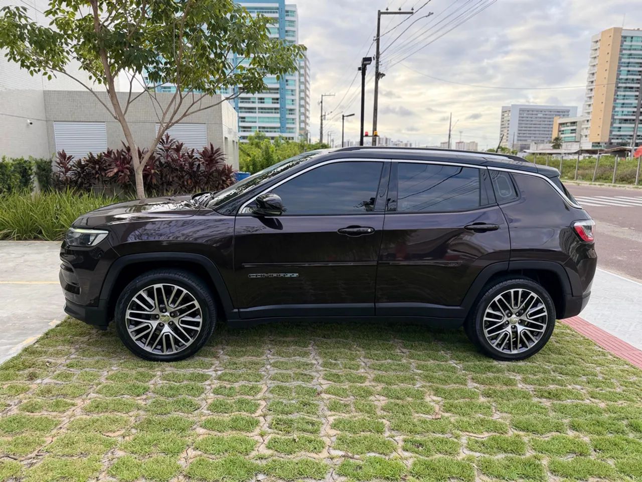 Jeep COMPASS 9