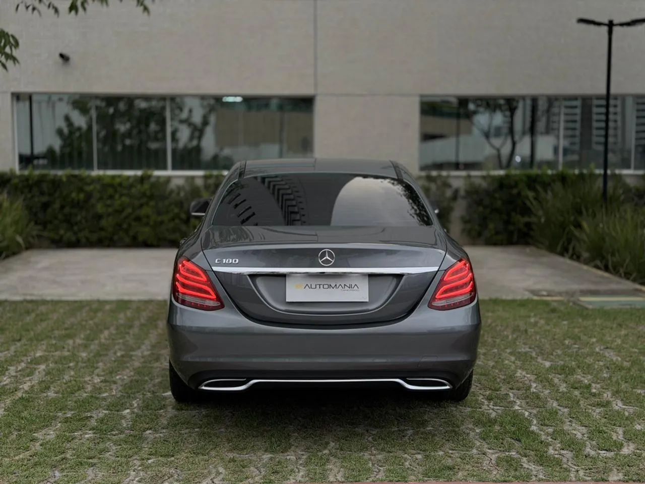 Mercedes-Benz C-180 6